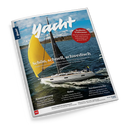 Titelblatt der Zeitschrift „Yacht“ mit Foto eines weißen Segelbootes auf bewegtem Wasser, gelbem Vorsegel und dunklem Hauptsegel vor bewaldetem Ufer unter blauem Himmel. Hauptüberschrift: „Schön, schnell, schwedisch“. Weitere sichtbare Texte: „Routenplanung“, „Reise“, „Nordseewoche“ sowie roter Kreis mit Hinweis „Sauberes Trinkwasser – Wie H₂O an Bord durch Filter und Zusätze schmackhaft und gesund bleibt“.