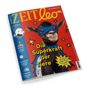 Titelbild des Kindermagazins „ZEIT Leo“ mit rotem Hintergrund; zentral eine Ziege mit blauer Maske und Umhang, umgeben von gelben Sternen. Große gelbe Schrift: „Die Superkraft der Tiere“, daneben gelber Stern mit grünem Text „So machen dich Ziege, Huhn und Hase stark“. Linke blaue Seitenleiste mit gezeichnetem Kopf von Greg, Foto einer Person und Text zu „WM-Stars“, „Spurensuche“ und „Tempo 300“.