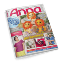 Titelbild der Handarbeitszeitschrift „Anna“ (Ausgabe Juni 2025) mit drei gehäkelten Löwen in Gelb-Orange als zentrales Motiv, Überschriften u. a.: „Granny Square – Tier des Monats“, „Modestick mit Frischekick bis Gr. 54“, „So schön wird der Sommer!“, „Lehrgang: Praktische Gartenschürze in der Pizza-Technik“, Bild einer Frau in violettem Strickoberteil, unten Fotos von Kleidungsstücken, Wolle, einem Mann mit Kind sowie Textleisten zu „Stricken“, „Nähen“, „Häkeln“, „Sticken“.