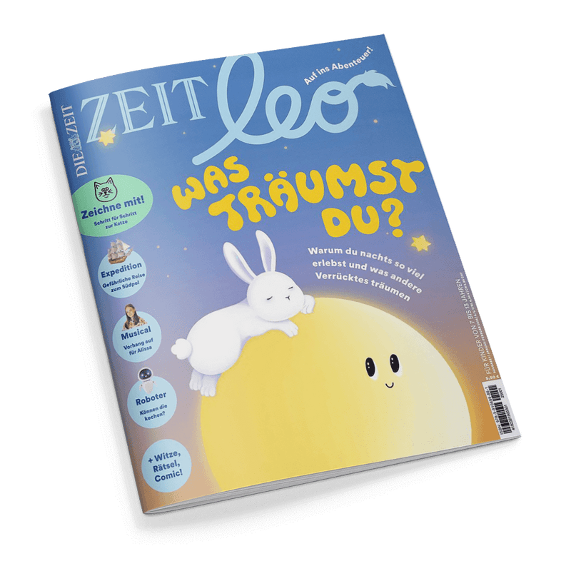 Cover der Kinderzeitschrift „ZEIT LEO“ mit hellblau-violettem Farbverlauf als Hintergrund, mittig ein schlafendes weißes Kaninchen auf einem gelben, lächelnden Mond; gelbe Hauptüberschrift: „WAS TRÄUMST DU?“, darunter Text: „Warum du nachts so viel erlebst und was andere Verrücktes träumen“; linke Randspalte mit runden Bild-Icons und Themen: Zeichnen mit Katze, Expedition, Musical, Roboter sowie Hinweis auf Witze, Rätsel und Comic.