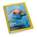 Titelbild der Zeitschrift „National Geographic“ vom Juni 2025 mit zentralem Motiv eines schlafenden Ferkels, das von zwei blauen, medizinischen Handschuhen gehalten wird; Titeltext in Großbuchstaben: „DIESES SCHWEIN KANN MENSCHEN RETTEN“, weitere Textzeilen: „Die Utopie wird Wirklichkeit: Wie tierische Organe Schwerkranke heilen könnten“, gelber Rand mit zusätzlichen Artikeln zu Themen wie LGBTQ-Symbole, Biologen in der Wüste, Biberpopulation und Pluto.