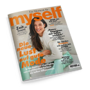 Schräg fotografiertes Cover der Zeitschrift „myself“ vor schwarzem Hintergrund mit einer weiblichen Person mit langen dunklen Haaren, weißem Oberteil, Perlenkette und mintgrüner Hose. Sichtbare Texte: „Ein Moment für ... myself“, „Zeit zu lesen!“, „Coverstar Rebecca Mir im Interview“, „Die neue Lust auf gute Mode“ und „Fashion-Highlights“.